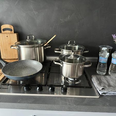 Апартаменты Casa Di Afi, Perfect For 4 - Kitchen - Parking - Netflix Арона Экстерьер фото