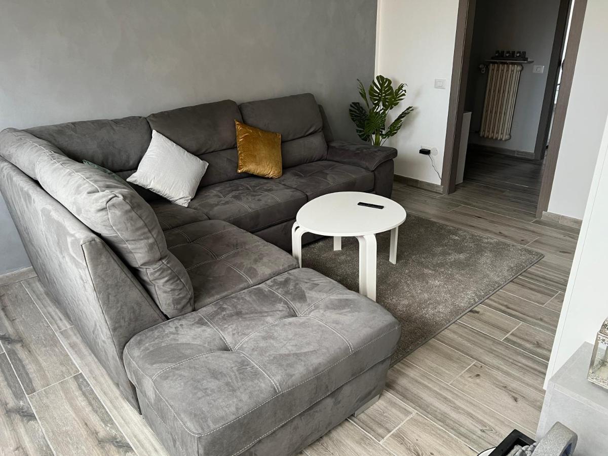 Апартаменты Casa Di Afi, Perfect For 4 - Kitchen - Parking - Netflix Арона Экстерьер фото