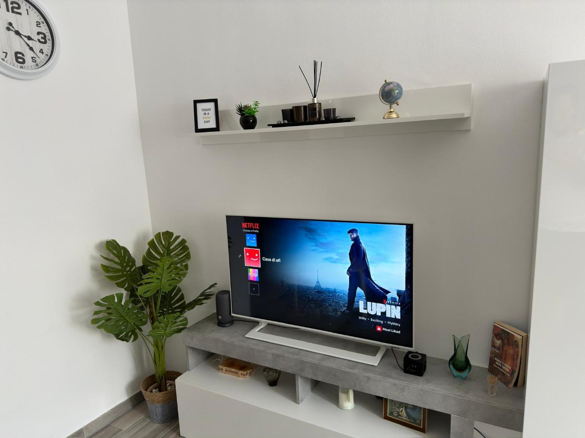 Апартаменты Casa Di Afi, Perfect For 4 - Kitchen - Parking - Netflix Арона Экстерьер фото